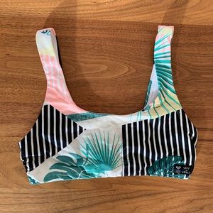 Roxy swimsuit top